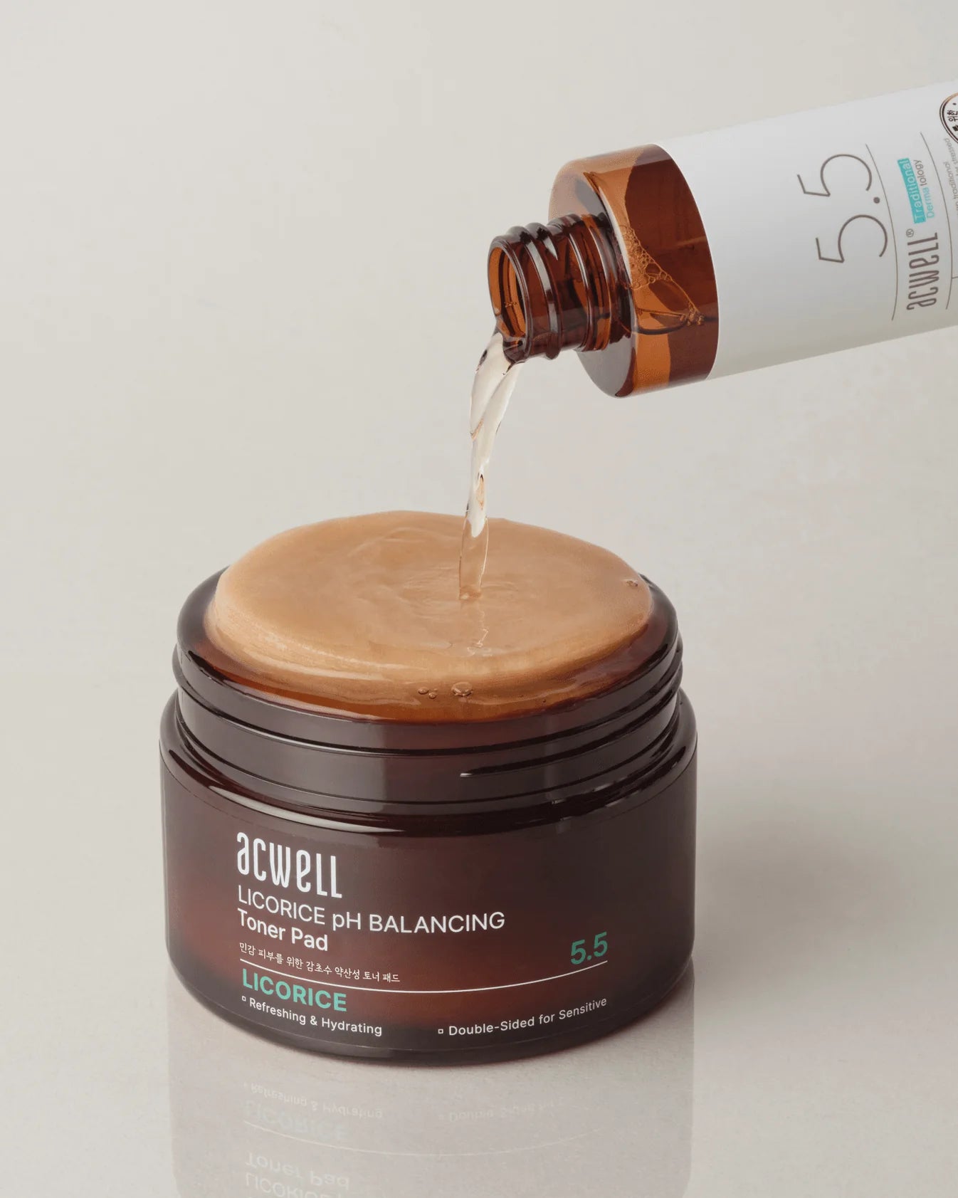 LICORICE PH BALANCING TONER PAD  70pads/160ml